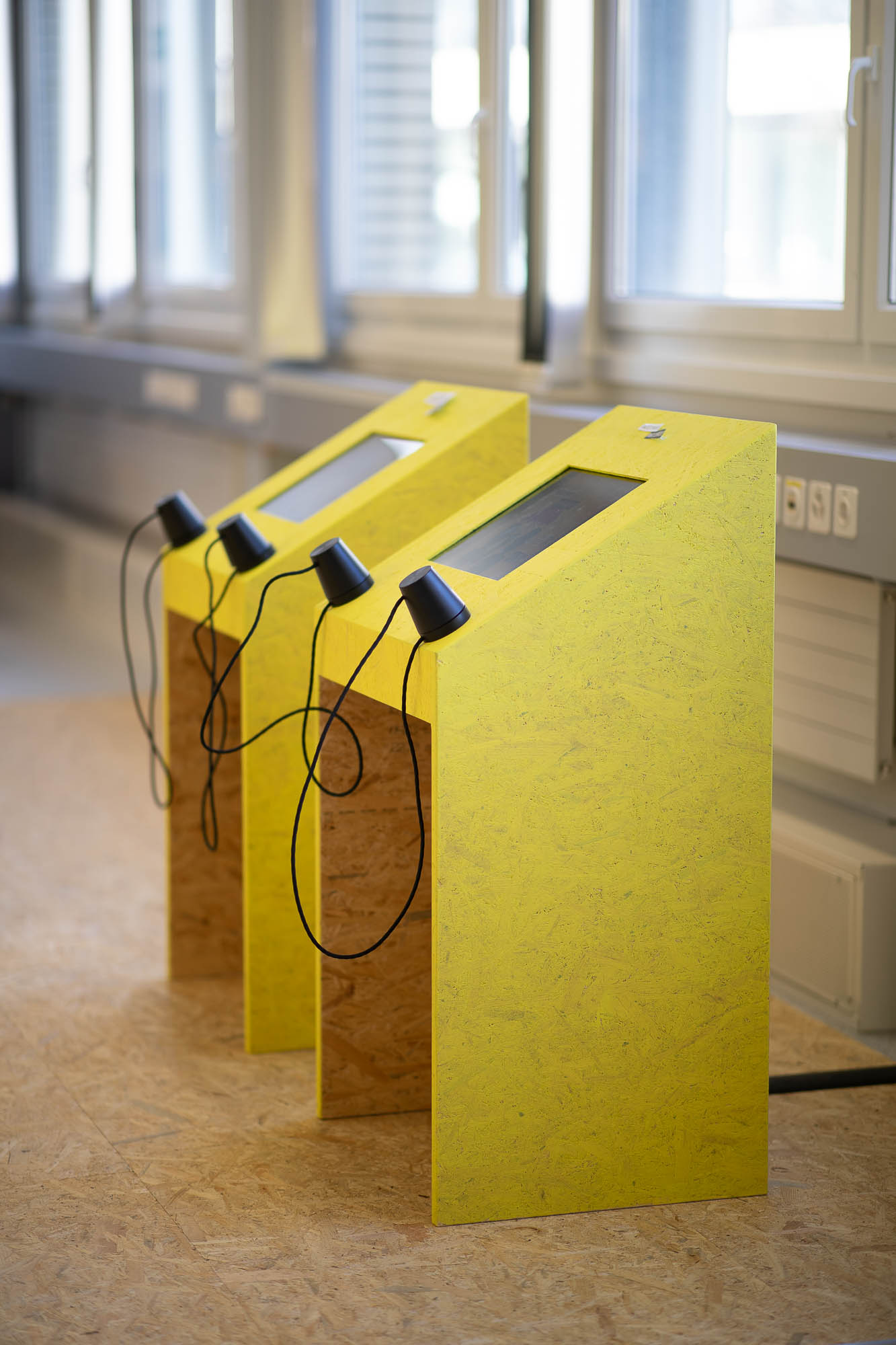 Export x3 1DX23305 Business 2020 Opening MOBI